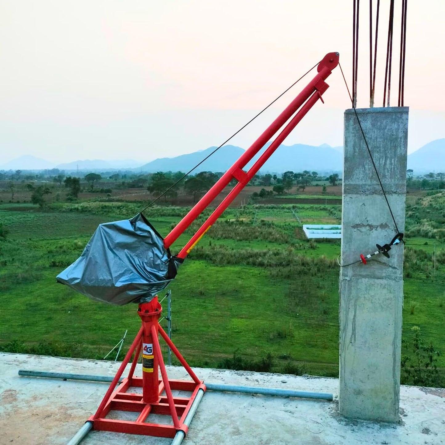 SWADESI KRAFTS Electric Mini Lifting Crane with 4HP Electric Motor |8mm Wire Thickness|40 Meter Length of the Wire and 85-95kg Frame | Mini Crane Scale 500kg